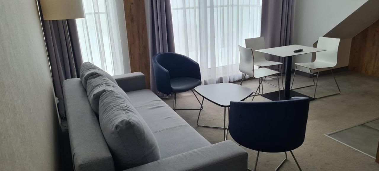 Aparthotel Apartamenty Czarna Gora 408 Сєнна Екстер'єр фото
