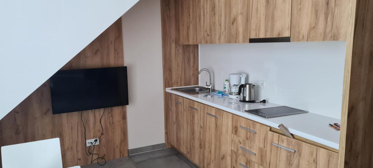 Aparthotel Apartamenty Czarna Gora 408 Сєнна Екстер'єр фото